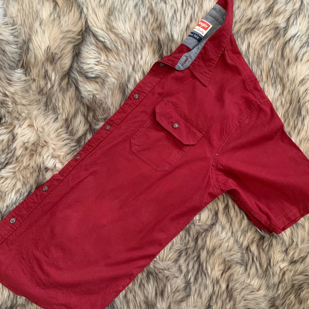 Men’s Button Down Wrangler Shirt